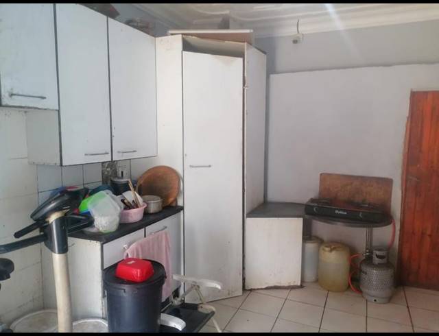 4 BEDROOM HOUSE FOR SALE IN ROSETTENVILLE